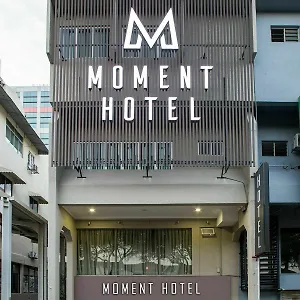  Hotel Moment